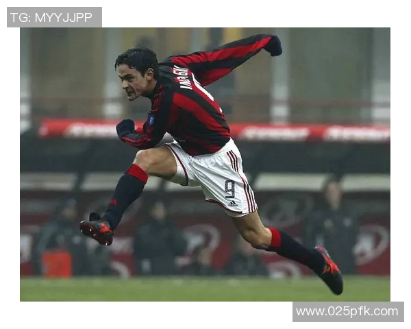 意大利足球明星前锋的传奇故事与辉煌成就揭秘